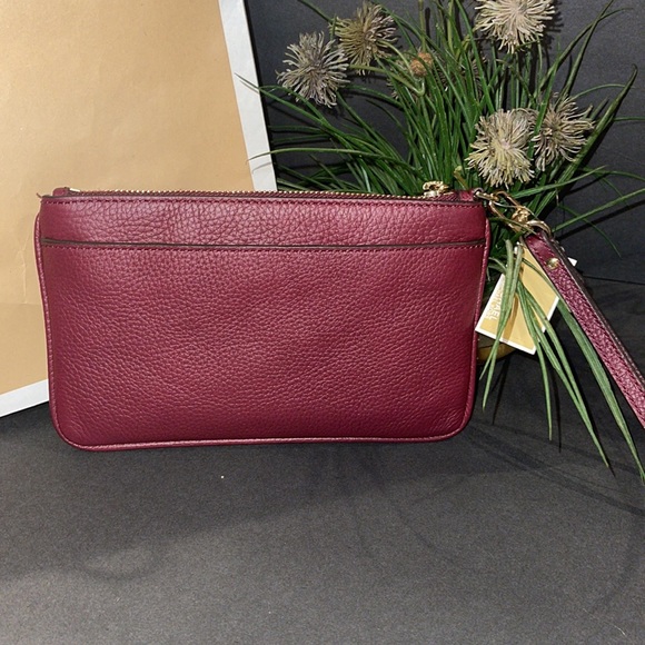 Michael Kors Wristlet - Picture 2 of 3